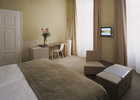 Thumb junior suite
