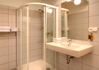 Thumb bily lev bath02